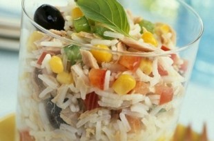 preparare insalata di riso per mare spiaggia