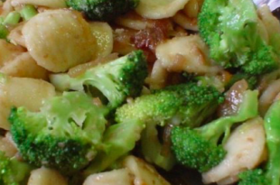 pasta broccoli acciughe