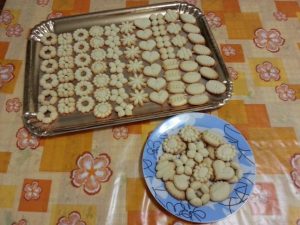 Ricetta dei biscotti salati con la sparabiscotti